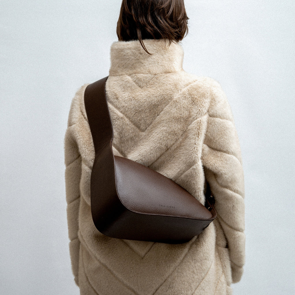Arco Crossbody Bag Brown (001)