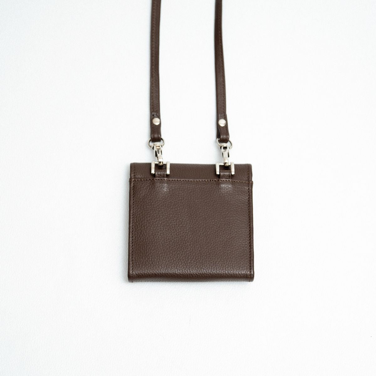 Ona Neck Card Holder Brown (005)